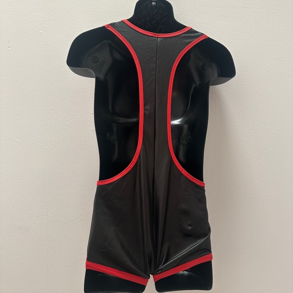 Black Unicorn Wet Look Singlet Medium 80% polyamide / 20% elastane Gently worn - Picture 5 of 5